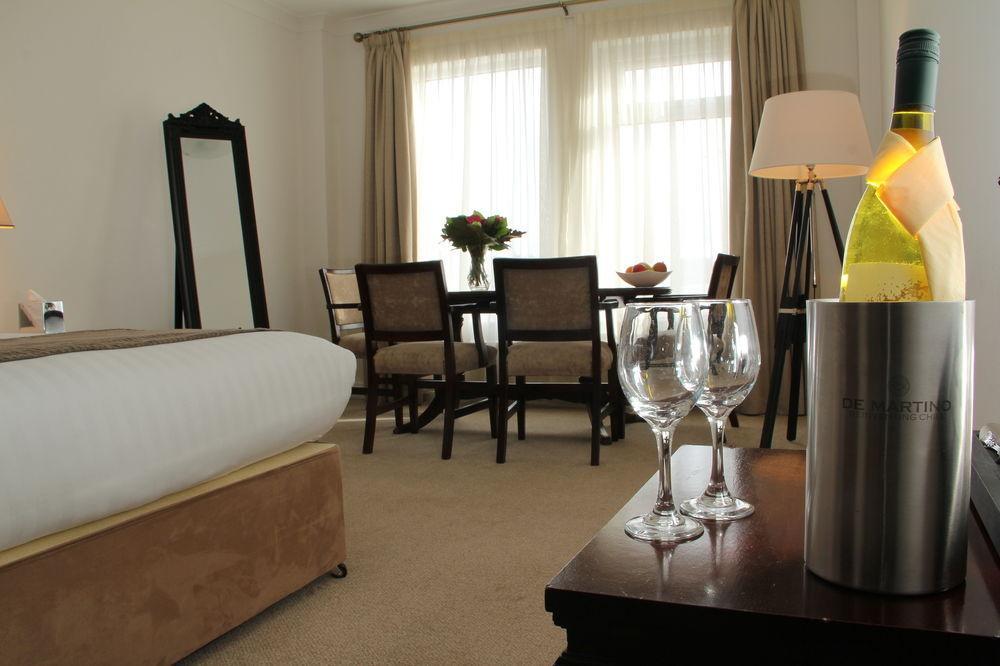 Bay View Hotel Кіллібеґс Екстер'єр фото